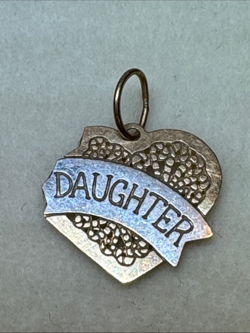 14K Gold Daughter Heart Pendant Charm .23 grams